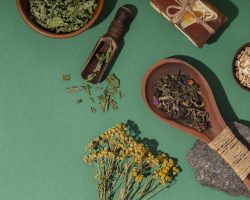 flat-lay-herbal-therapy-products